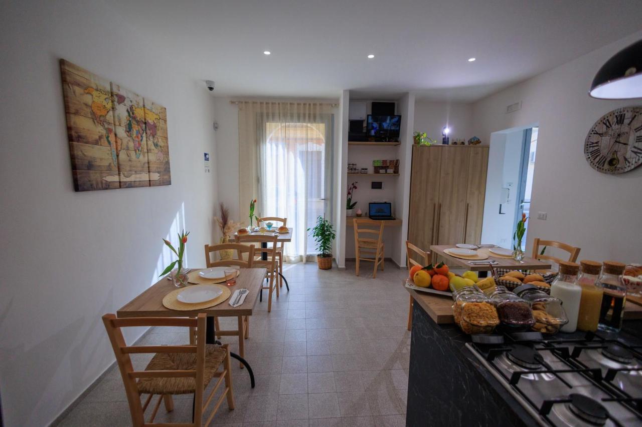 Miramare Rooms B&B 아볼라 외부 사진