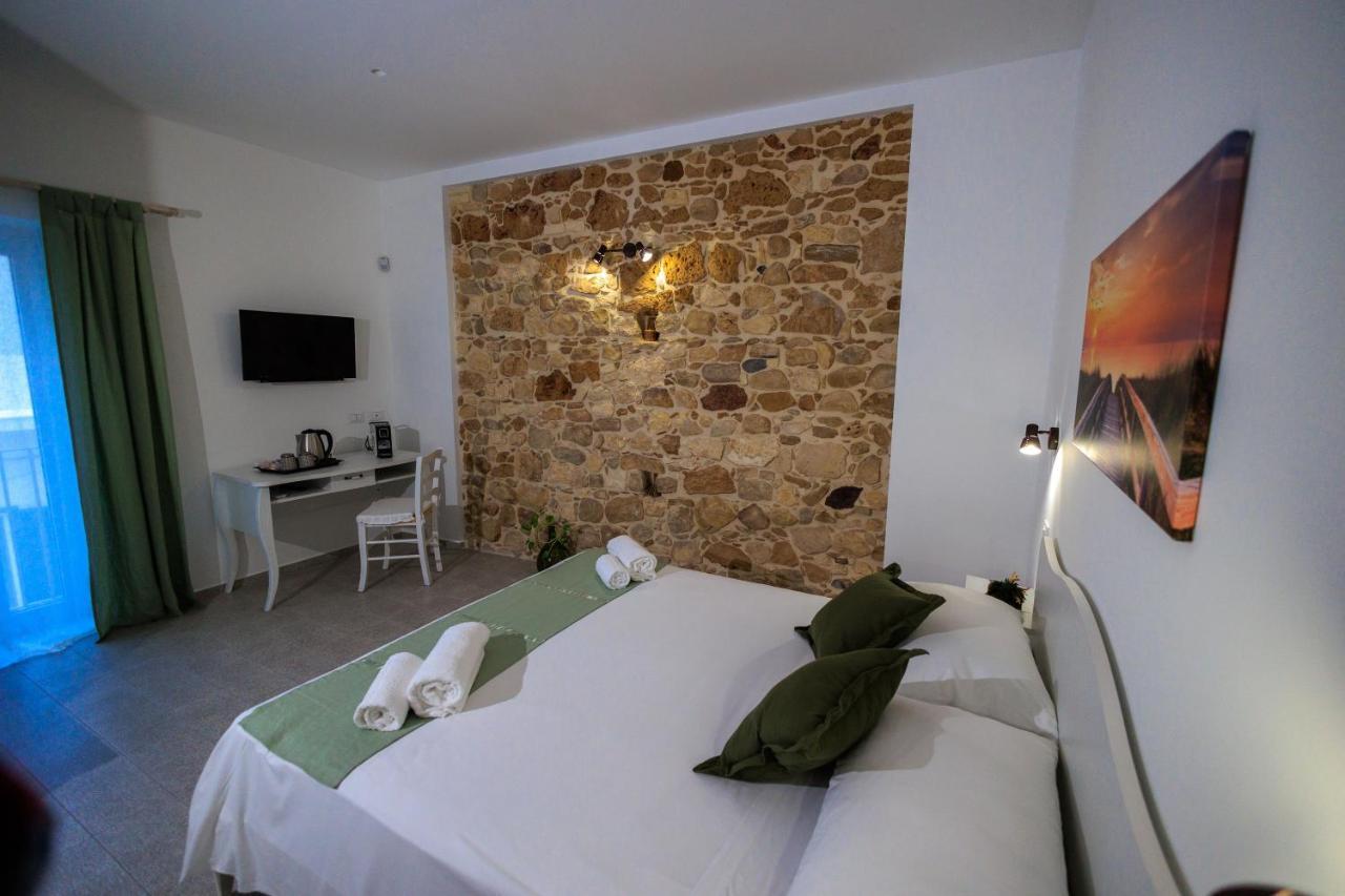 Miramare Rooms B&B 아볼라 외부 사진
